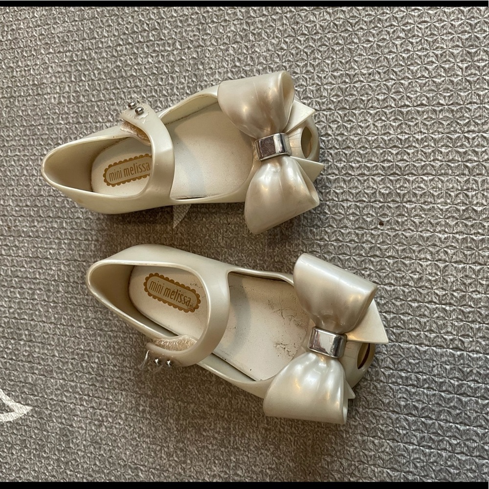Mini Melissa toddler girl shoes gold
